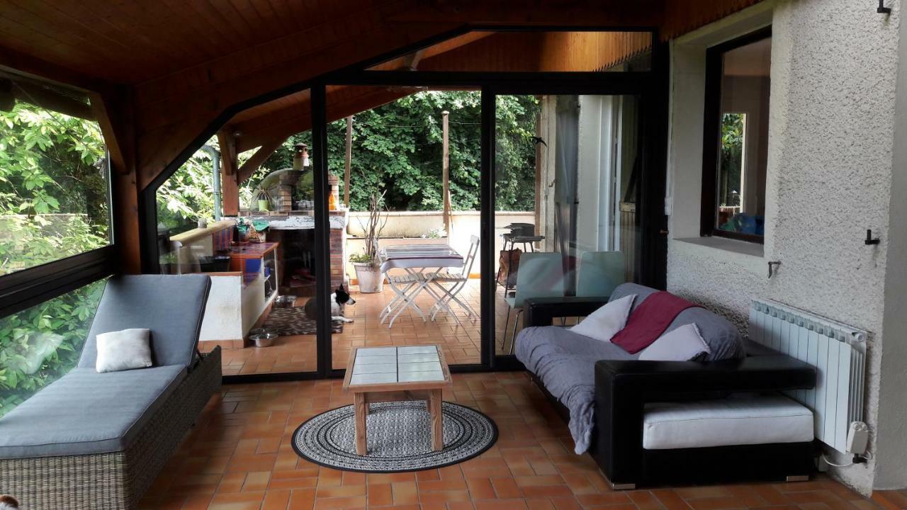 B&B En Plein Coeur De La Foret Artiguelouve Exteriör bild